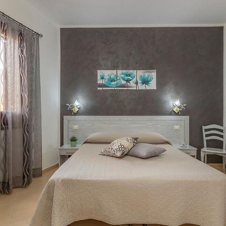 Terra Del Sole Bed & Breakfast มาการี ภายนอก รูปภาพ