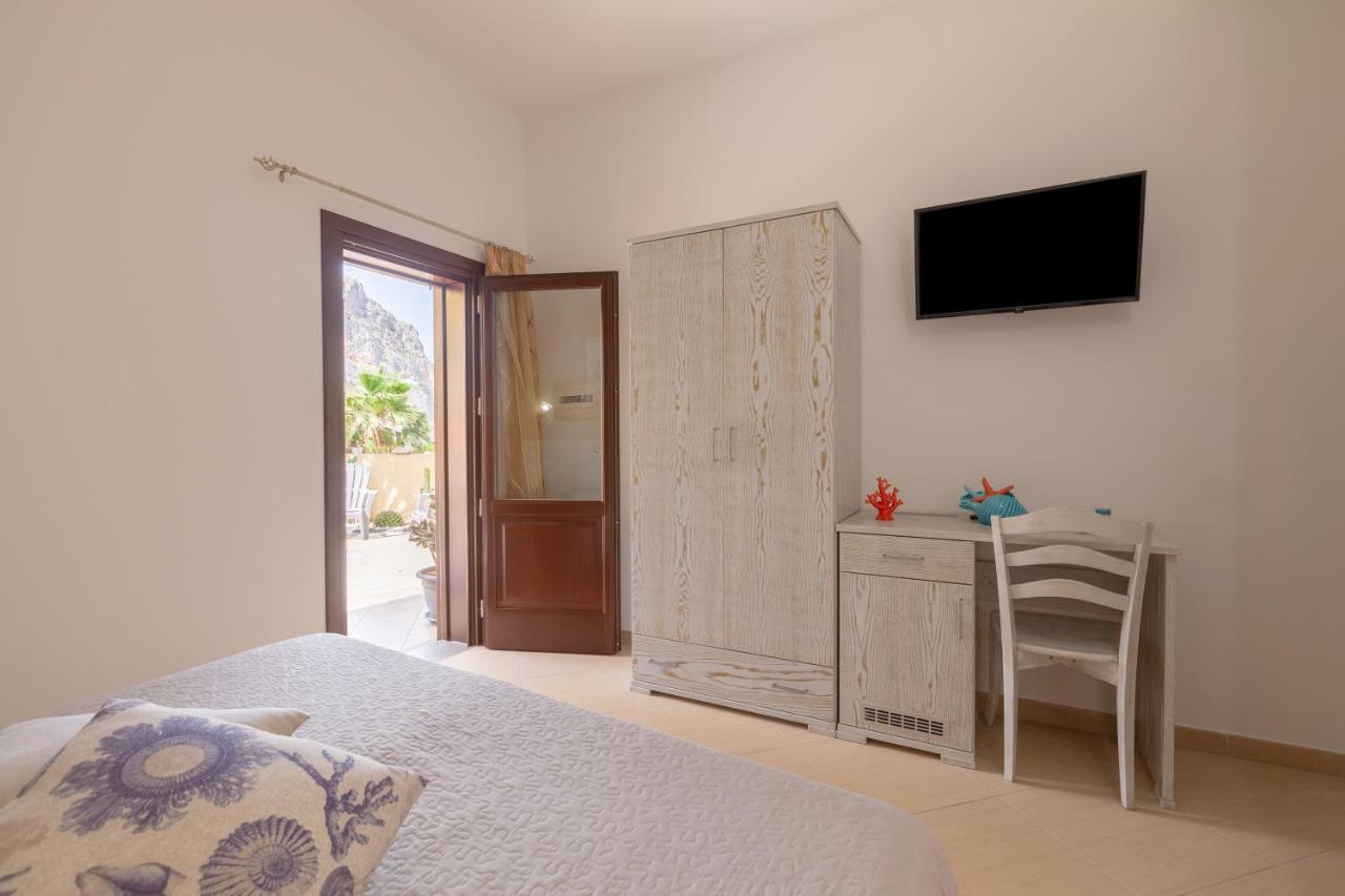 Terra Del Sole Bed & Breakfast มาการี ภายนอก รูปภาพ