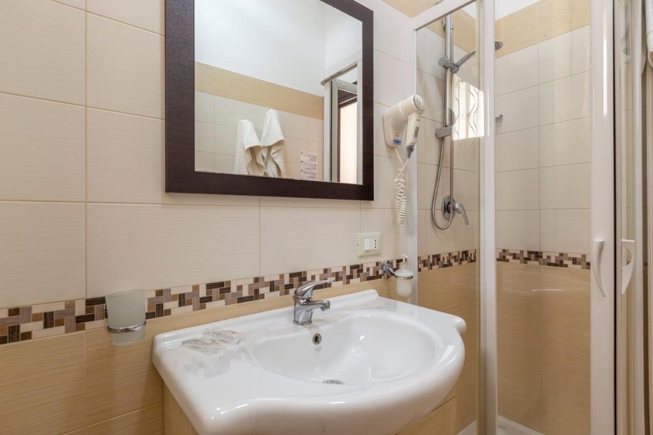 Terra Del Sole Bed & Breakfast มาการี ภายนอก รูปภาพ