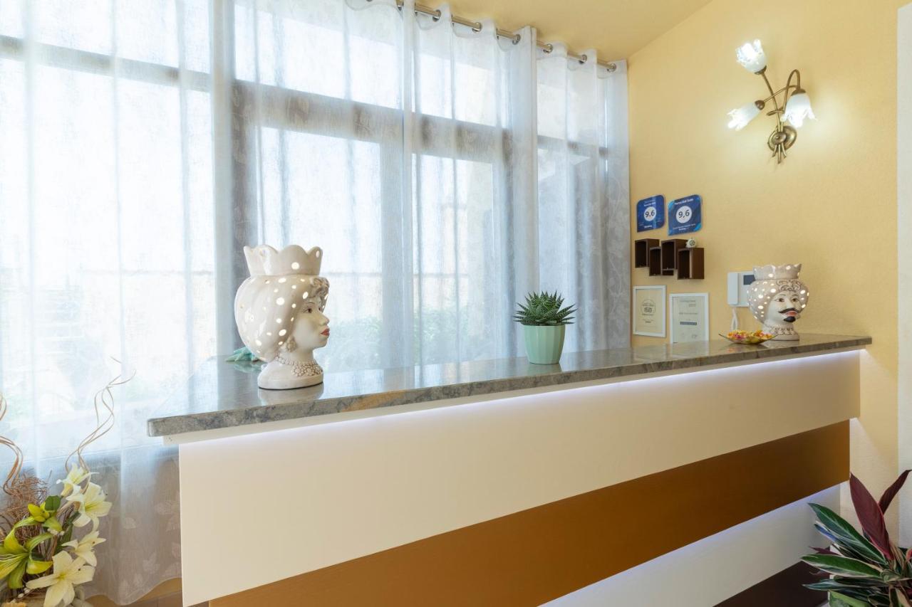 Terra Del Sole Bed & Breakfast มาการี ภายนอก รูปภาพ